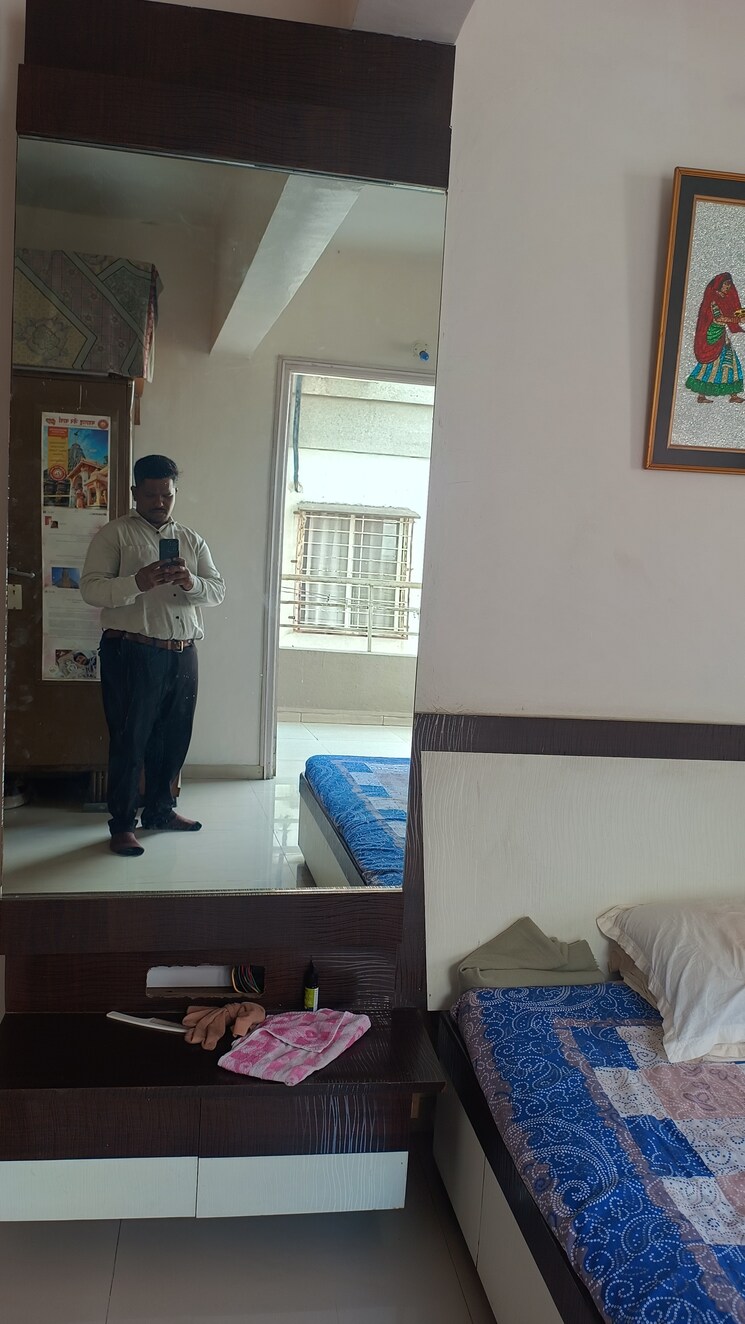 Master Bedroom, gagan-galaxy 3 Bedroom 1600 Sq.Ft. Builder Floor In Bibwewadi Pune 7907291