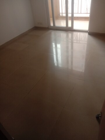 Room in 3 BHK Apartment at Mahagun Mywoods, Sector 16c Greater Noida – for Rent