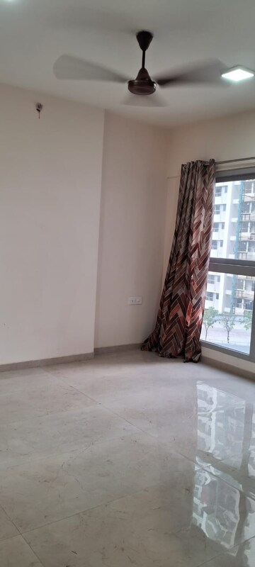 2 BHK Apartment For Rent in Piramal Vaikunth, Balkum Pada