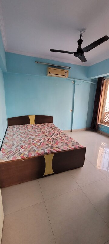 Bedroom in 1 BHK Apartment at Tulsidham Complex, Kapur Bawdi – for Rent