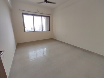 Room in 3 BHK Apartment at Bhimjyani Verraton, Manpada – for Rent