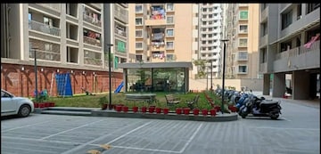 3 BHK Apartment For Rent in Near Vaishno Devi Circle On Sg Highway Ahmedabad  7907400