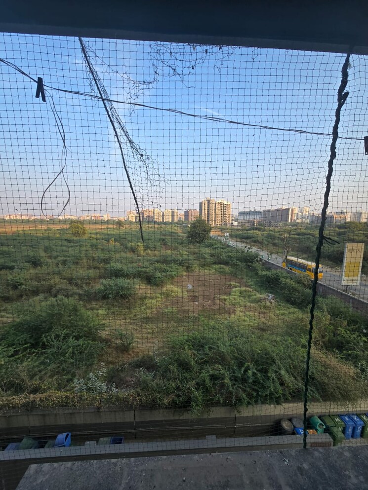 Garden, ganesh-malabar-county 2 Bedroom 1300 Sq.Ft. Apartment In Near Nirma University On Sg Highway Ahmedabad 7907407