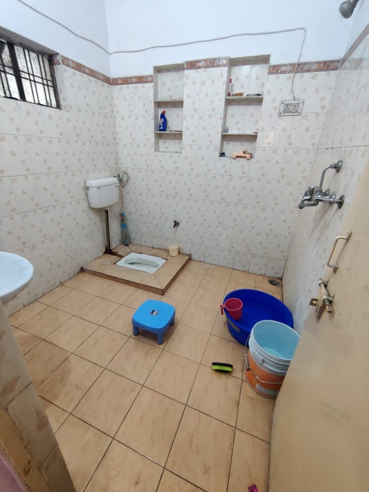 Bathroom, gomti nagar 3.5 Bedroom 2152 Sq.Ft. Independent House In Gomti Nagar Lucknow 7907429