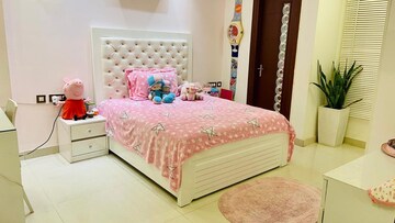 Bedroom in 4 BHK Builder Floor at Kohli One Malibu Town, Sector 47 – for Rent