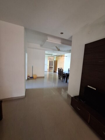 Room in 3 BHK Apartment at Vip Road – for Sale