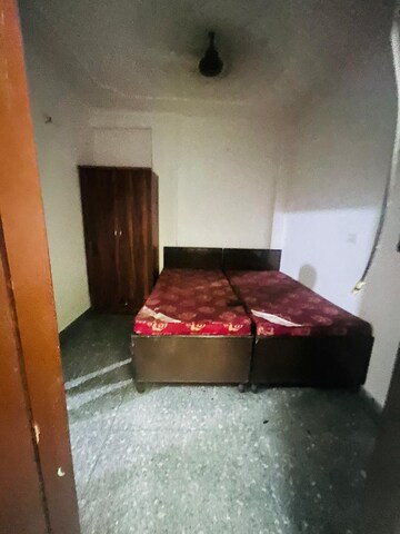 Bedroom in 2 BHK Builder Floor at Ansal Sushant Lok I, Sector 43 – for Rent