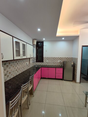 Kitchen in 1 BHK Builder Floor at Sector 27 – for Rent