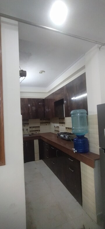 Master Bedroom in 2 BHK Builder Floor at Panchsheel Vihar – for Rent