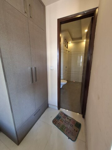 Bathroom in 3 BHK Apartment at Sunshine Enclave, Vip Road – for Rent