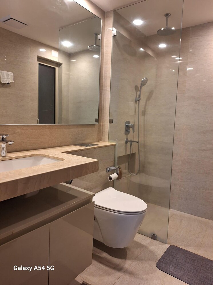 Bathroom, hiranandani-castle-rock 2 Bedroom 750 Sq.Ft. Apartment In Powai Mumbai 7907545