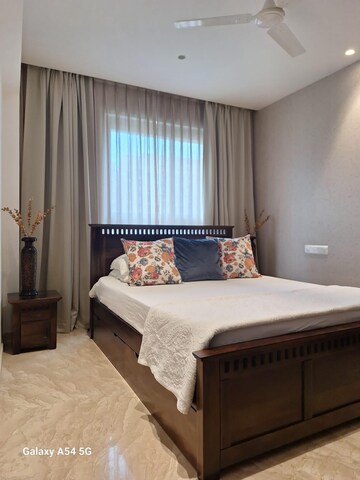 Bedroom in 2 BHK Apartment at Hiranandani Castle Rock, Powai – for Rent