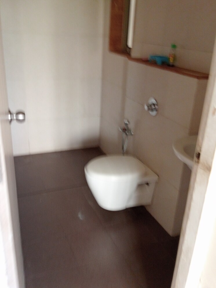 Bathroom, lodha-casa-rio 2 Bedroom 698 Sq.Ft. Apartment In Dombivli East Thane 7907565