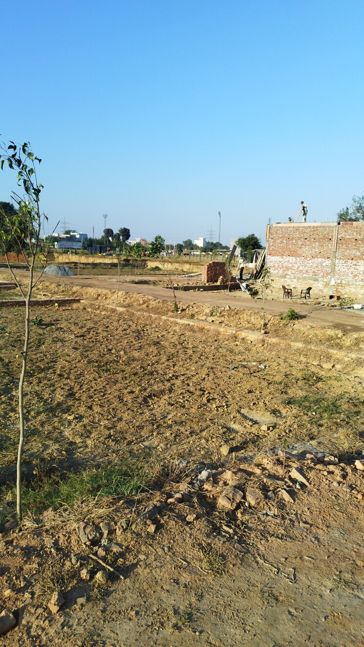 undefined, raj nagar extension  150 Sq.Yd. Plot In Raj Nagar Extension Ghaziabad 7907581