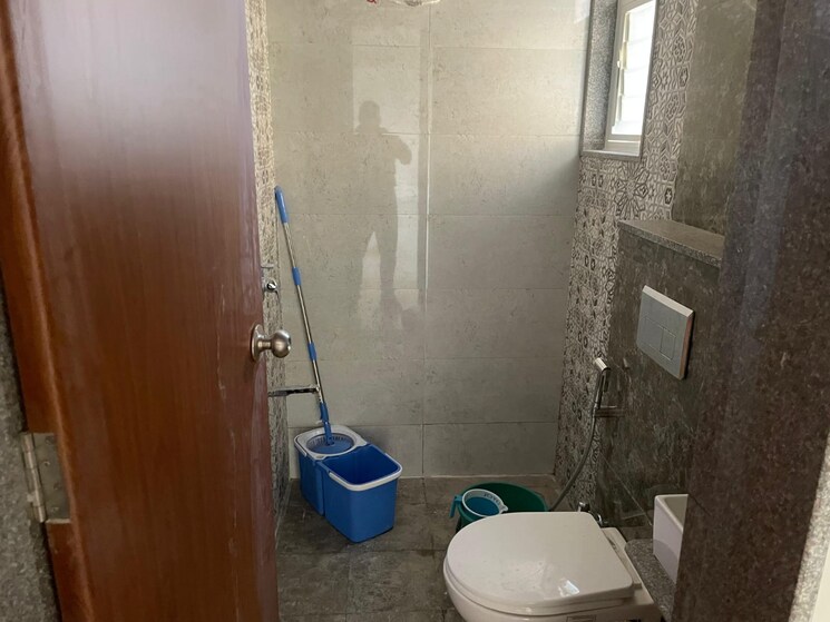 Bathroom, badhekar-krushnakunj 1 Bedroom 600 Sq.Ft. Apartment In Kothrud Pune 7907619