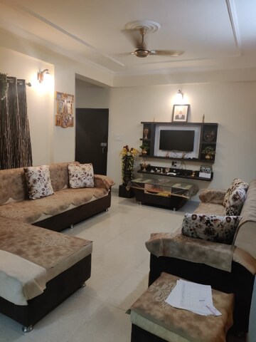 2 BHK Apartment For Rent in Unique Signature Mumbai, Mira Road