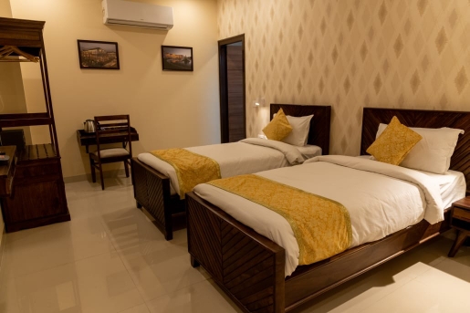 3 BHK + Pooja Room 1400 Sq.Ft. Apartment in Harshad Height