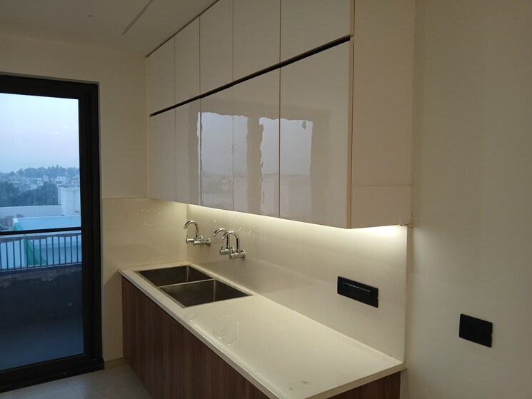 Kitchen, sector 9 3.5 Bedroom 250 Sq.Yd. Builder Floor In Sector 9 Hisar 7907644