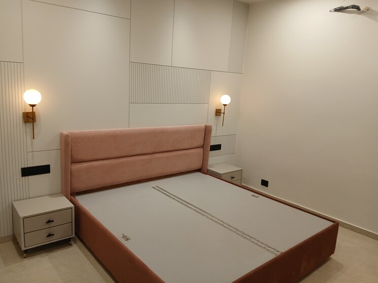 Room, sector 9 3.5 Bedroom 250 Sq.Yd. Builder Floor In Sector 9 Hisar 7907644