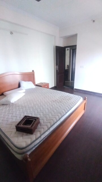 Bedroom in 2.5 BHK Apartment at Aims Golf City, Sector 75 – for Rent
