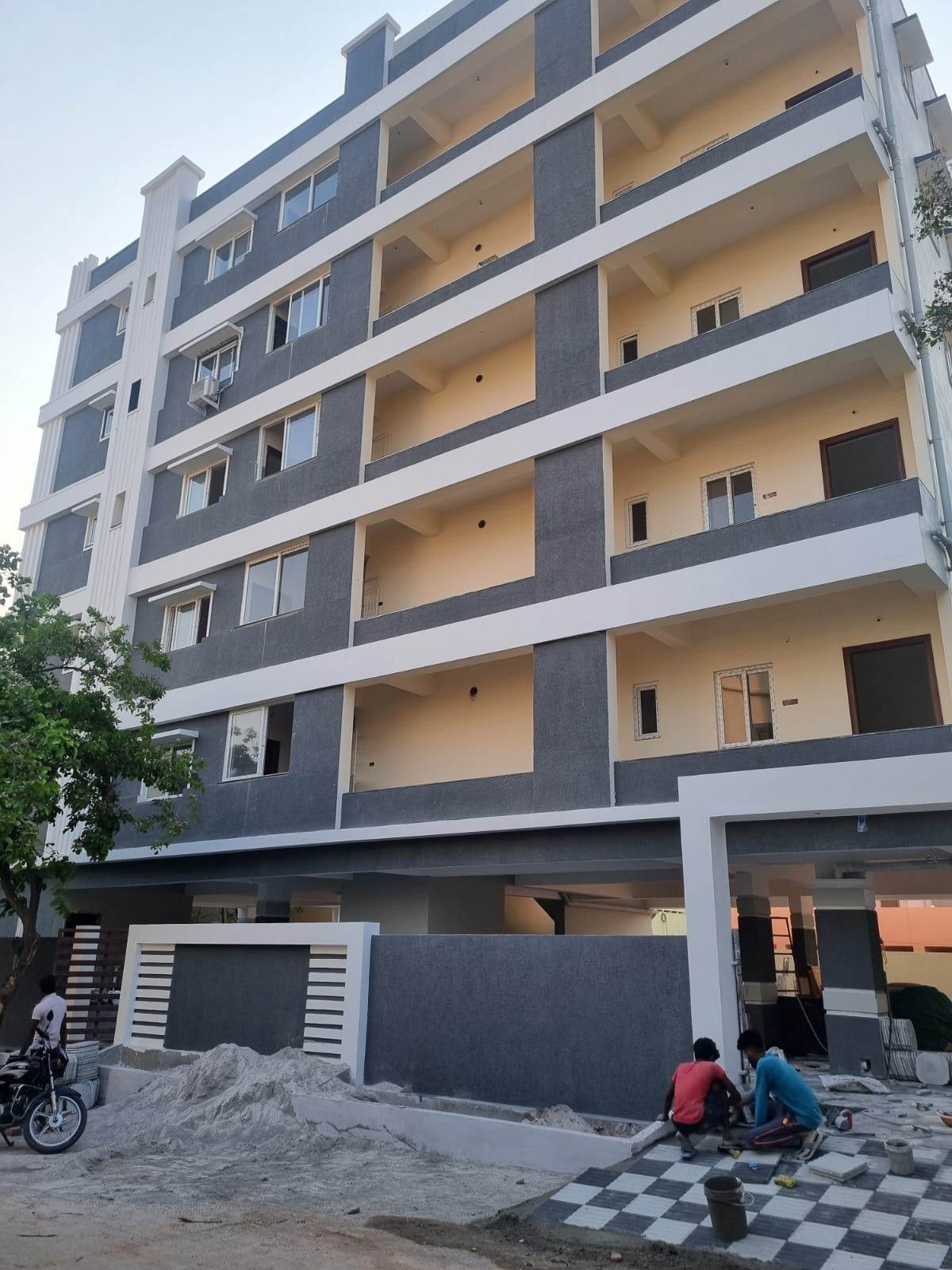 3 BHK + Pooja Room Apartment For Sale in Standalone 3 Bhk Apartmen