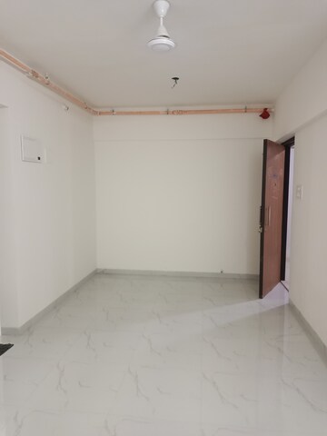 Room in 1 BHK Apartment at The Baya Central, Lower Parel – for Rent