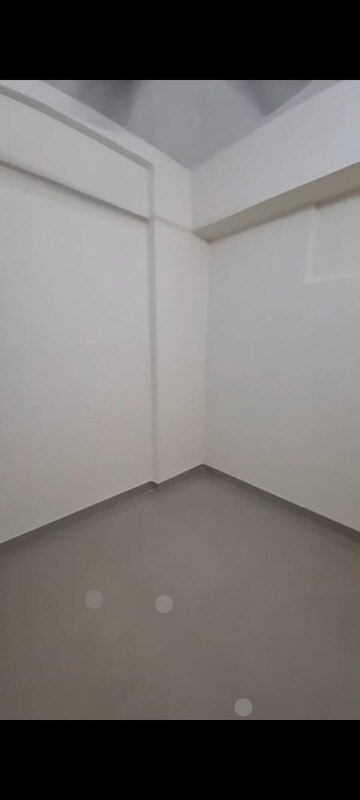 Room in 1 BHK Apartment at Lower Parel West – for Rent