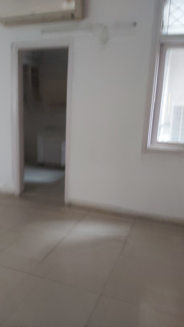 Room, mayur vihar 1 3.5 Bedroom 1750 Sq.Ft. Apartment In Mayur Vihar 1 Delhi 7907804