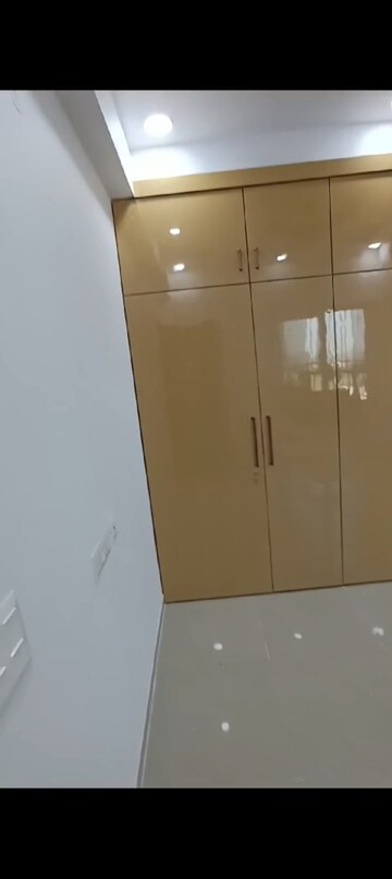 Furnished Amenities in 4 BHK Apartment at Windsor Paradise 2, Raj Nagar Extension – for Sale