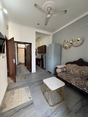Living Room in 3 BHK Apartment at Shri Banke Vihari, Sector 56 – for Rent
