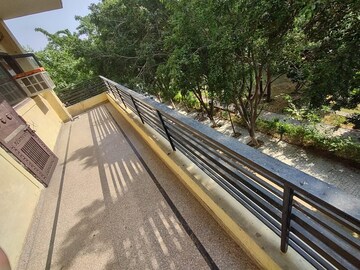 Balcony in 2 BHK Builder Floor at Suncity Township Gurgaon, Sector 54 – for Rent