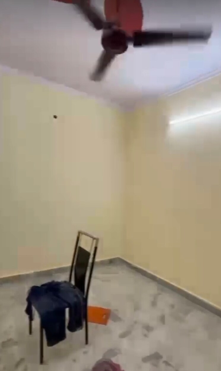 undefined, uttam nagar 3 Bedroom 100 Sq.Yd. Builder Floor In Uttam Nagar Delhi 7907840