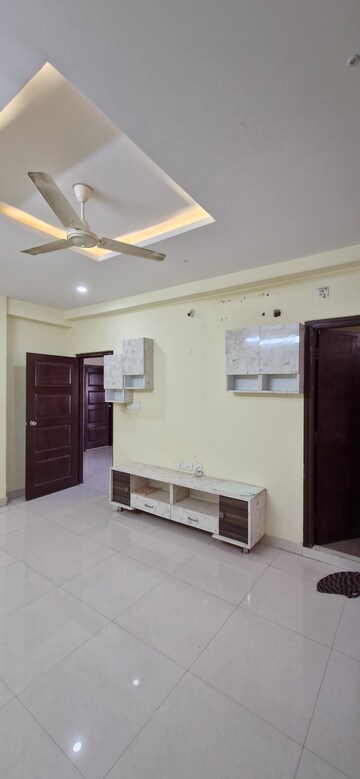 Kitchen in 2 BHK Builder Floor at Kondapur – for Rent