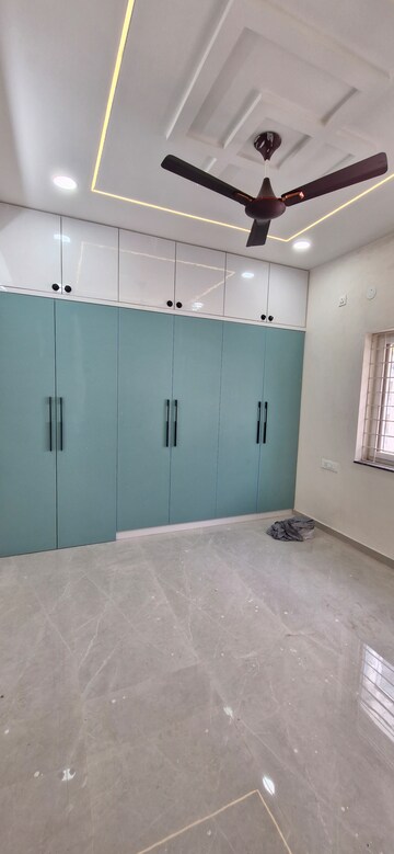 Furnished Amenities in 3 BHK Builder Floor at Kondapur – for Rent