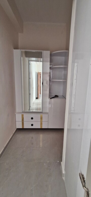 Master Bedroom in 3 BHK Builder Floor at Kondapur – for Rent