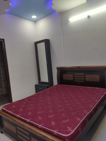 Bedroom in 3 BHK Builder Floor at Kondapur – for Rent