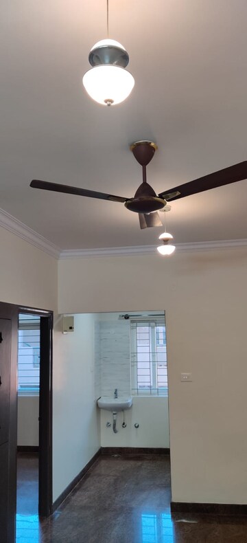 Furnished Amenities in 1 BHK Builder Floor at Manju mansion, Vignana Nagar – for Rent
