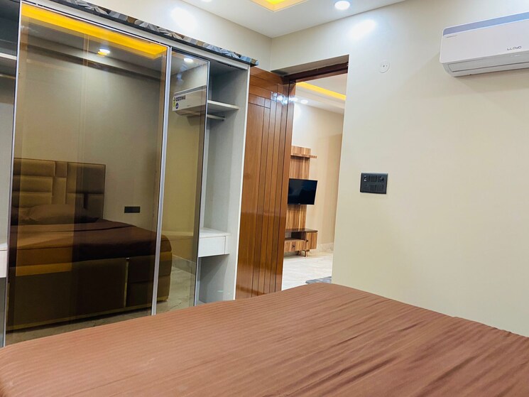 Bedroom, vasant kunj 3 Bedroom 1100 Sq.Ft. Apartment In Vasant Kunj Delhi 7907948