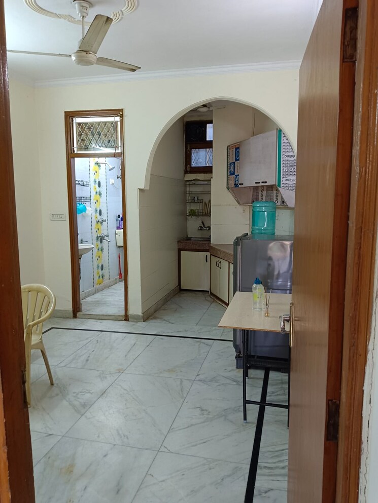Room, lajpat nagar 1 Bedroom 459 Sq.Ft. Builder Floor In Lajpat Nagar Delhi 7907939