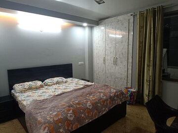Master Bedroom in 3 BHK Villa at Eros Rosewood Villas, Sector 50 – for Rent