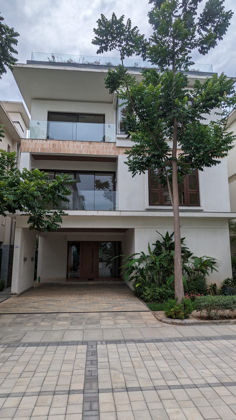 4 BHK + Pooja Room Villa For Sale in Nivee Gardens 