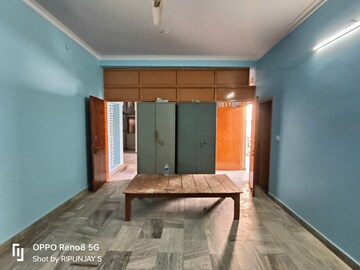 Master Bedroom in 4 BHK Independent House at Gomti Nagar – for Rent