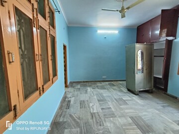 Bedroom in 4 BHK Independent House at Gomti Nagar – for Rent