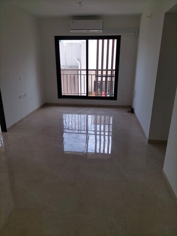 Room in 2 BHK Apartment at MICL Aaradhya Highpark, Mira Road – for Rent