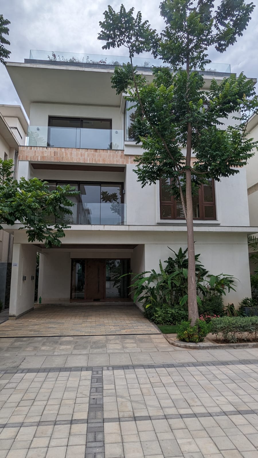 4 BHK + Pooja Room Villa For Sale in Nivee Gardens 