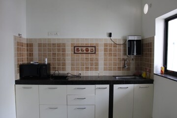 Kitchen in 1 BHK Apartment at Candolim – for Rent