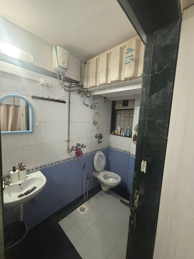 Master Bedroom, suyog-chs-tilak-nagar 2 Bedroom 700 Sq.Ft. Apartment In Tilak Nagar Mumbai 7908105