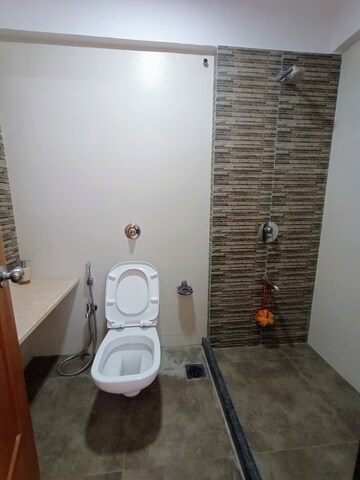 Bathroom in 2 BHK Apartment at Gold Crest Apartment Chembur, Chembur – for Rent