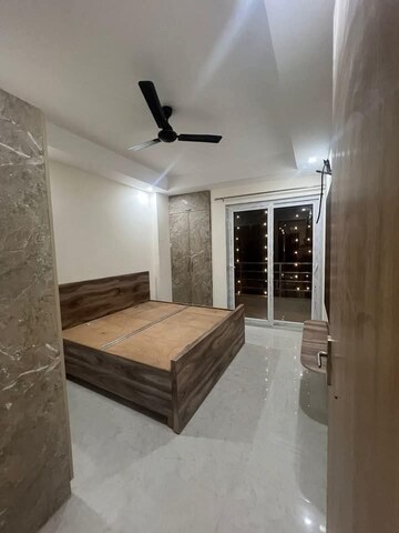Master Bedroom in 3 BHK Builder Floor at Ansal Plaza Sector-23, Sector 23 – for Rent