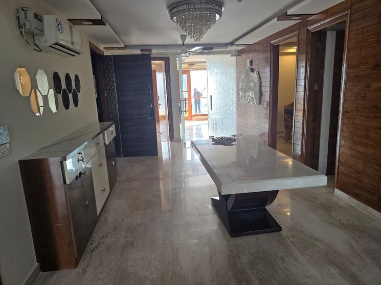 Living Room, sector 56 6+ Bedroom 503 Sq.Yd. Independent House In Sector 56 Gurgaon 7908193